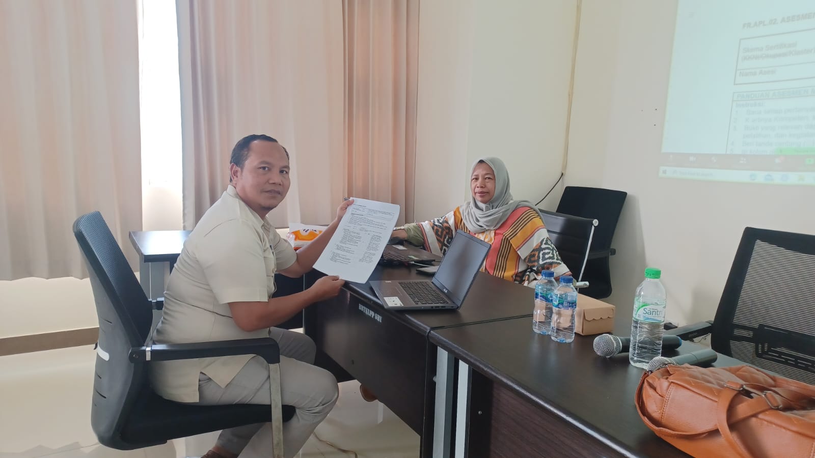 Sertifikasi Skema Klaster Pelaksanaan Inspeksi Kesehatan Lingkungan Pengamanan Limbah Fasyankes  TUK BBTKLPP Surabaya, 18 Desember 2023